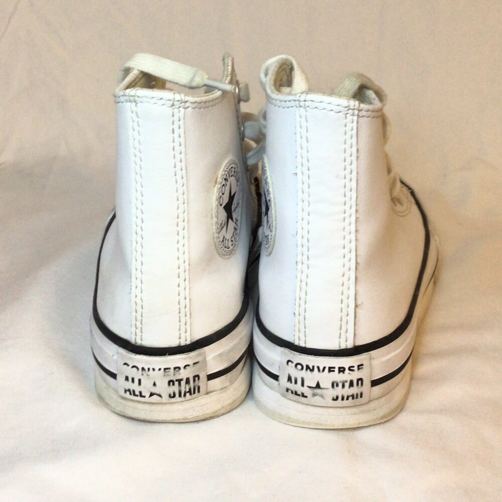 🤍 Converse Chuck Taylor All Star White Leather High-Top Sneakers | Youth 13.5 - Picture 3 of 10